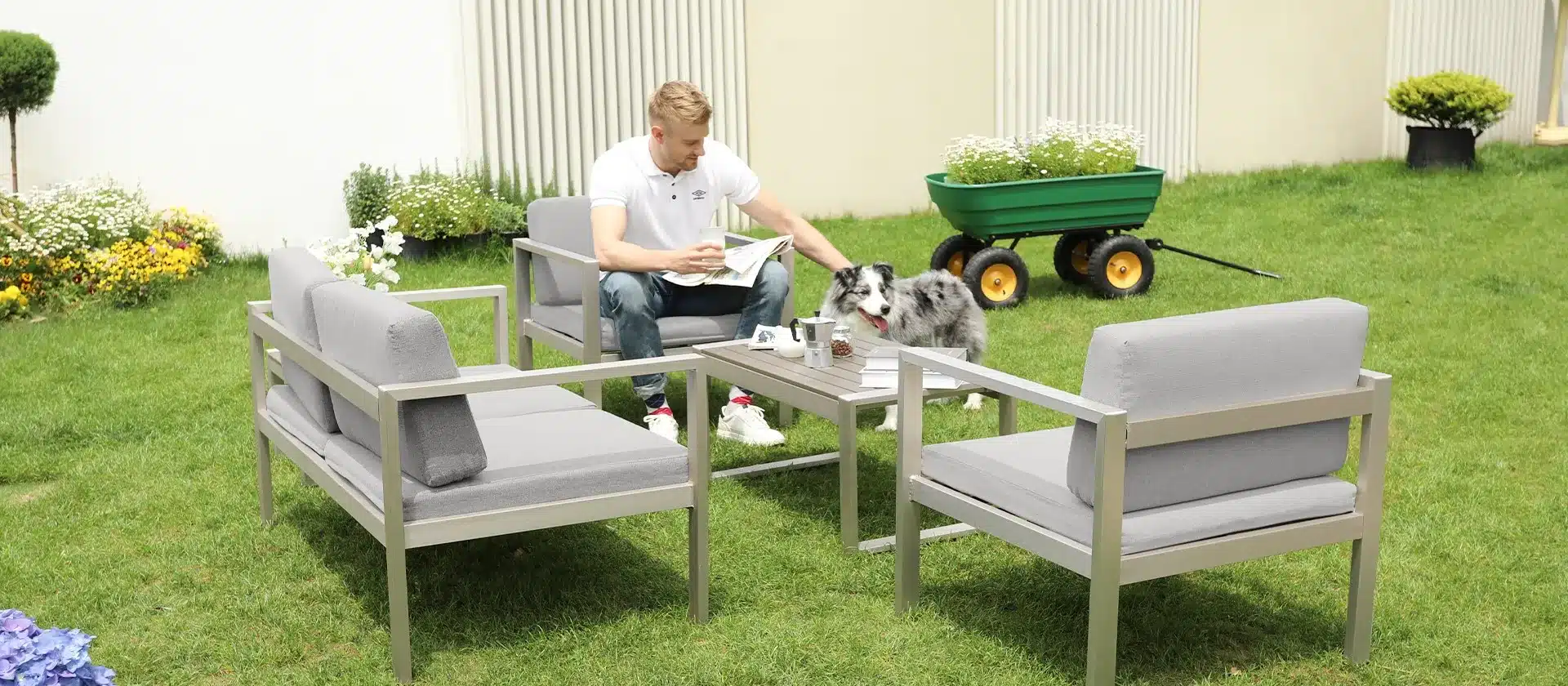 How to decorate outdoor coffee table - 10 Ways