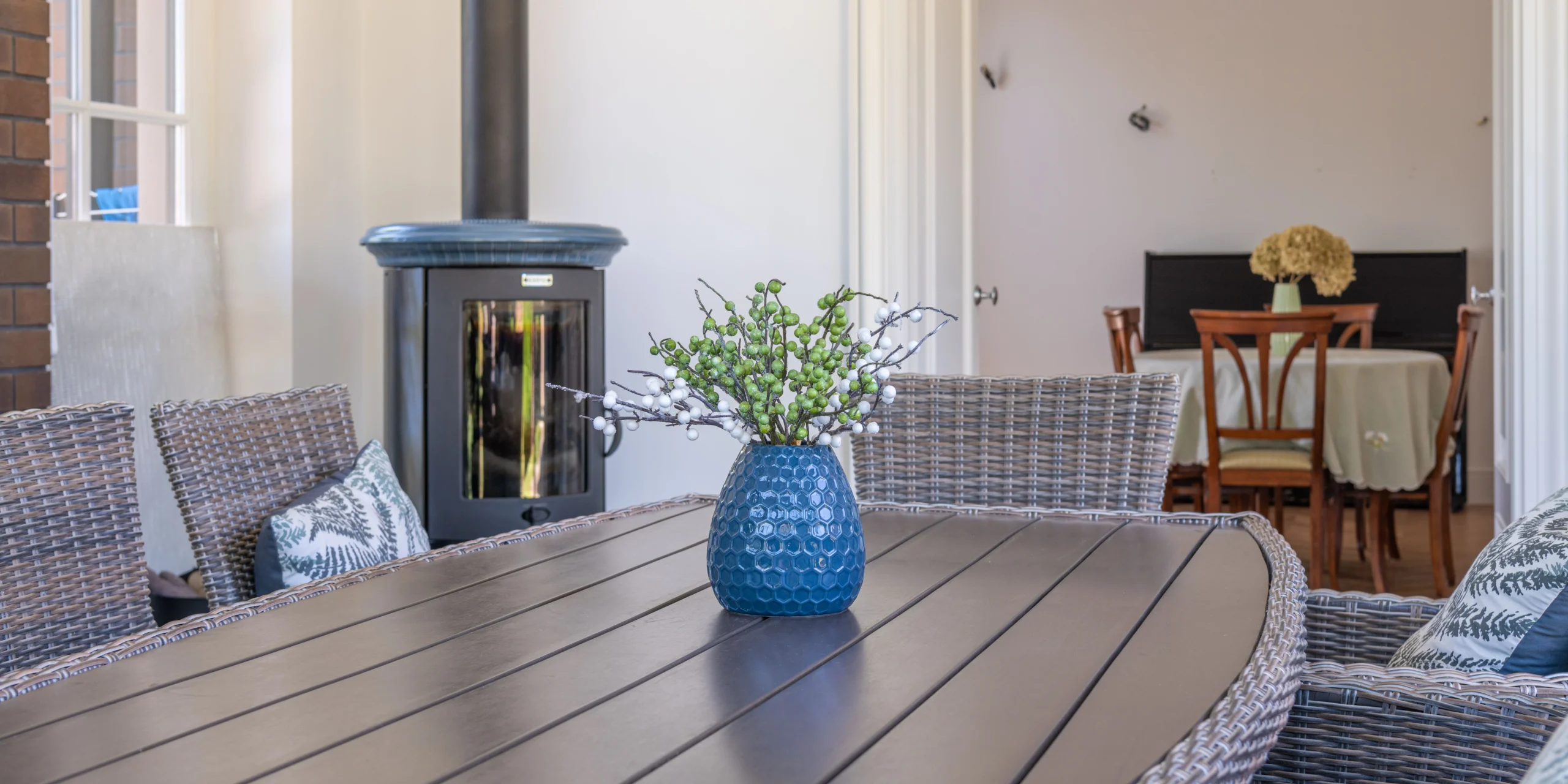 wicker outdoor furniture