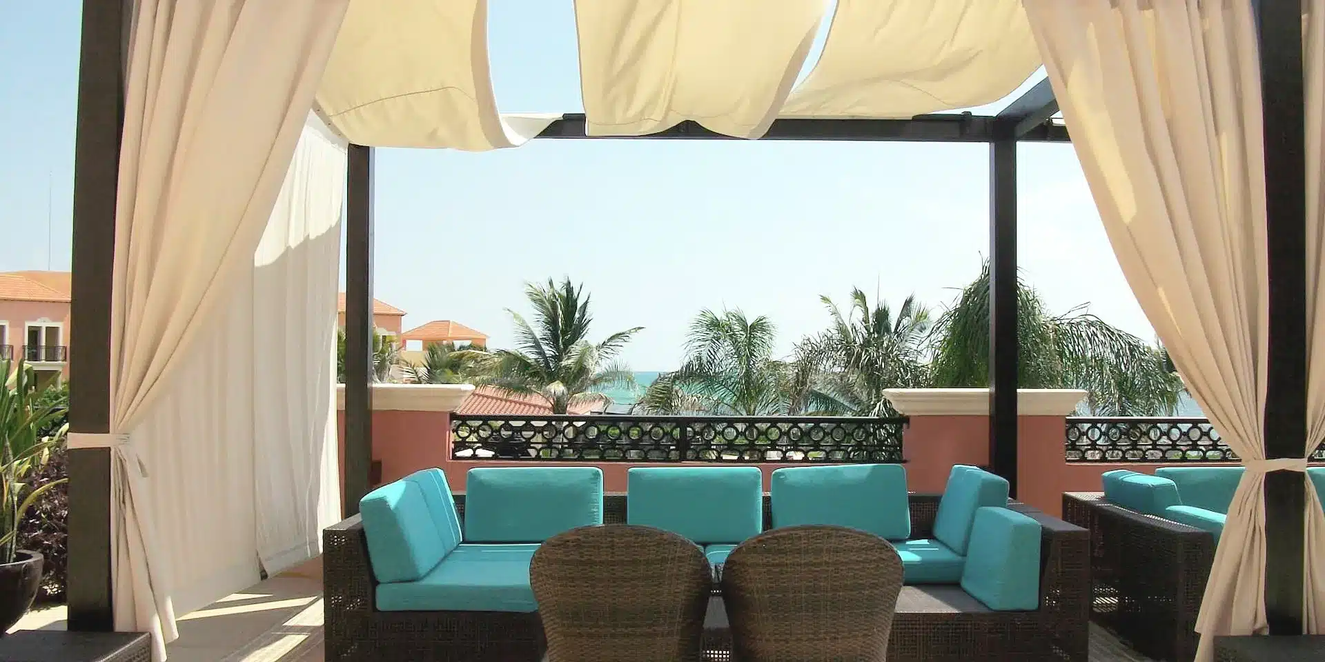 Outdoor Curtain