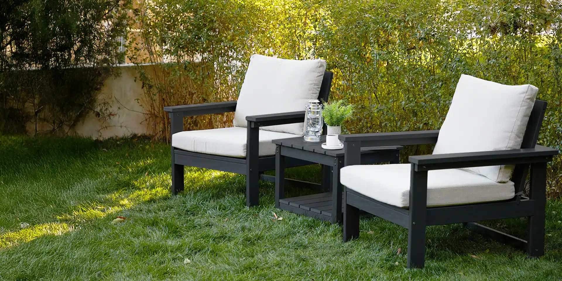 Outdoor Club Chair Set of 2 with side table