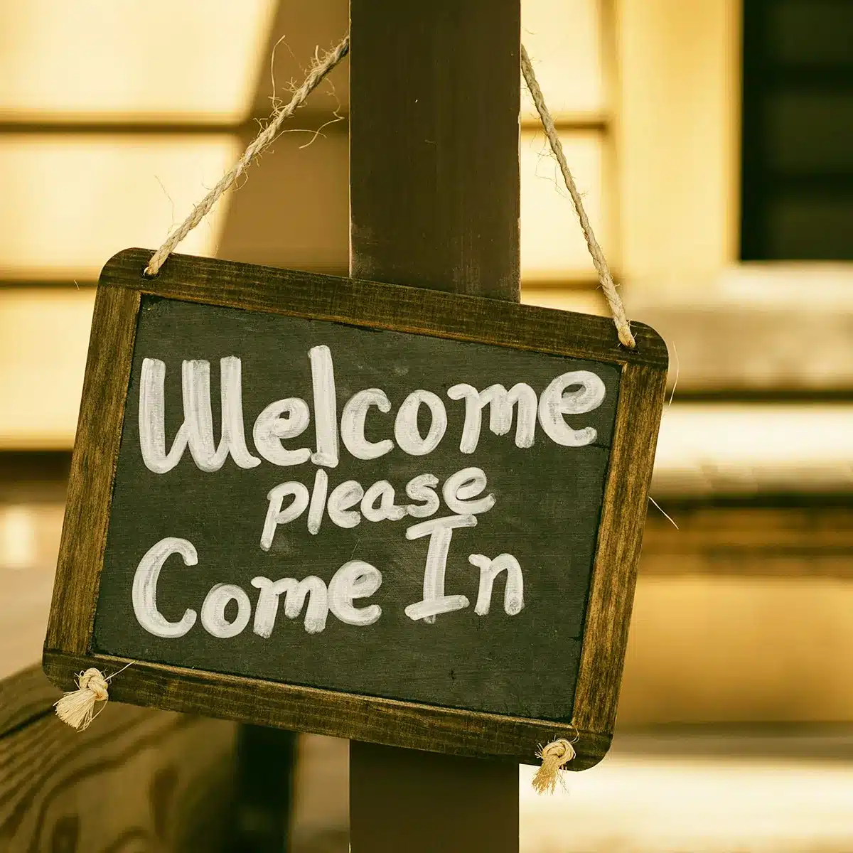 Placing a “Welcome” Sign