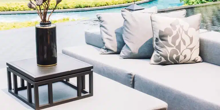 How to Clean Outdoor Furniture Covers - Easy & Fast Tips