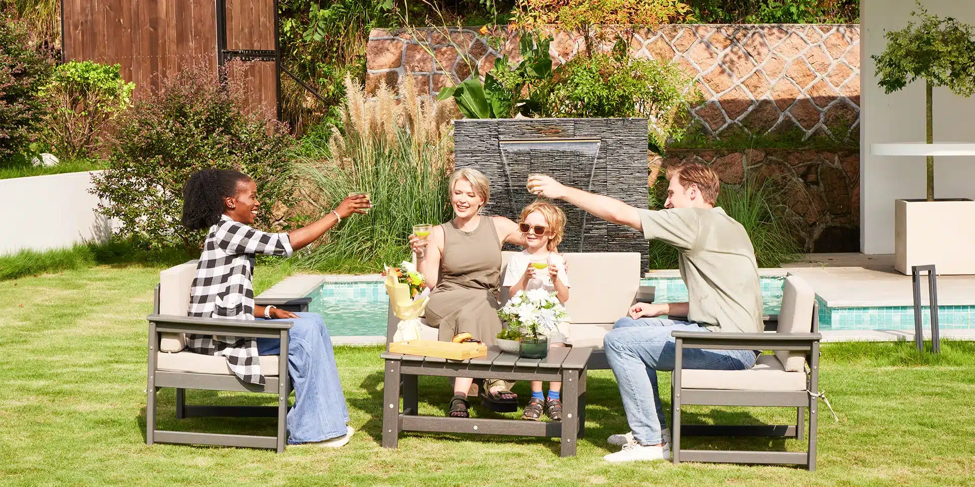 arrange comfortable seating areas Arrange Comfortable Seating Areas