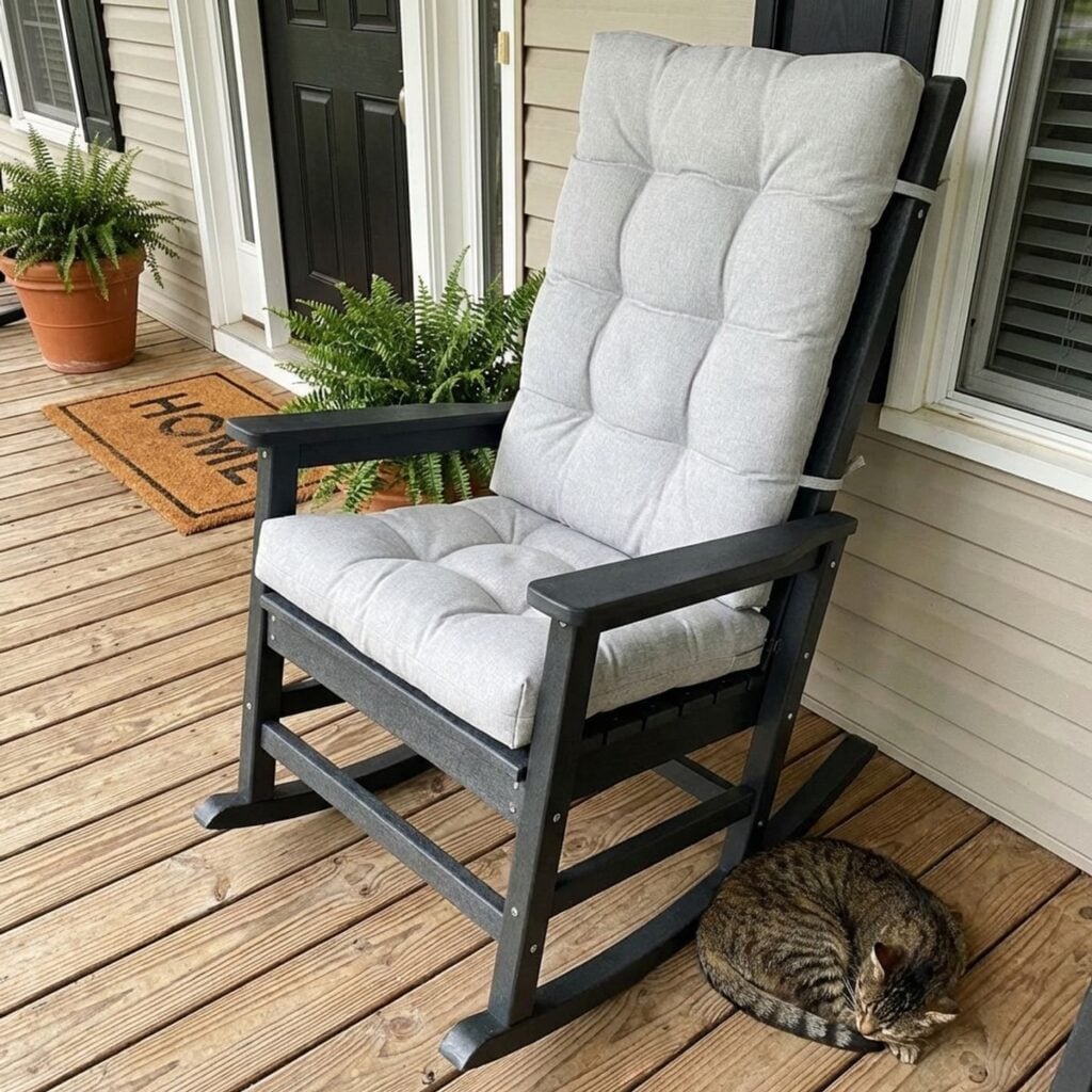 Image #1 from Eloisa