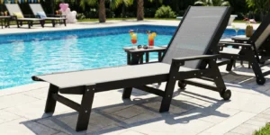 Pool Furniture Layout Ideas for Small or Large Deck