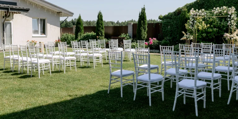 14 Backyard Wedding Ideas