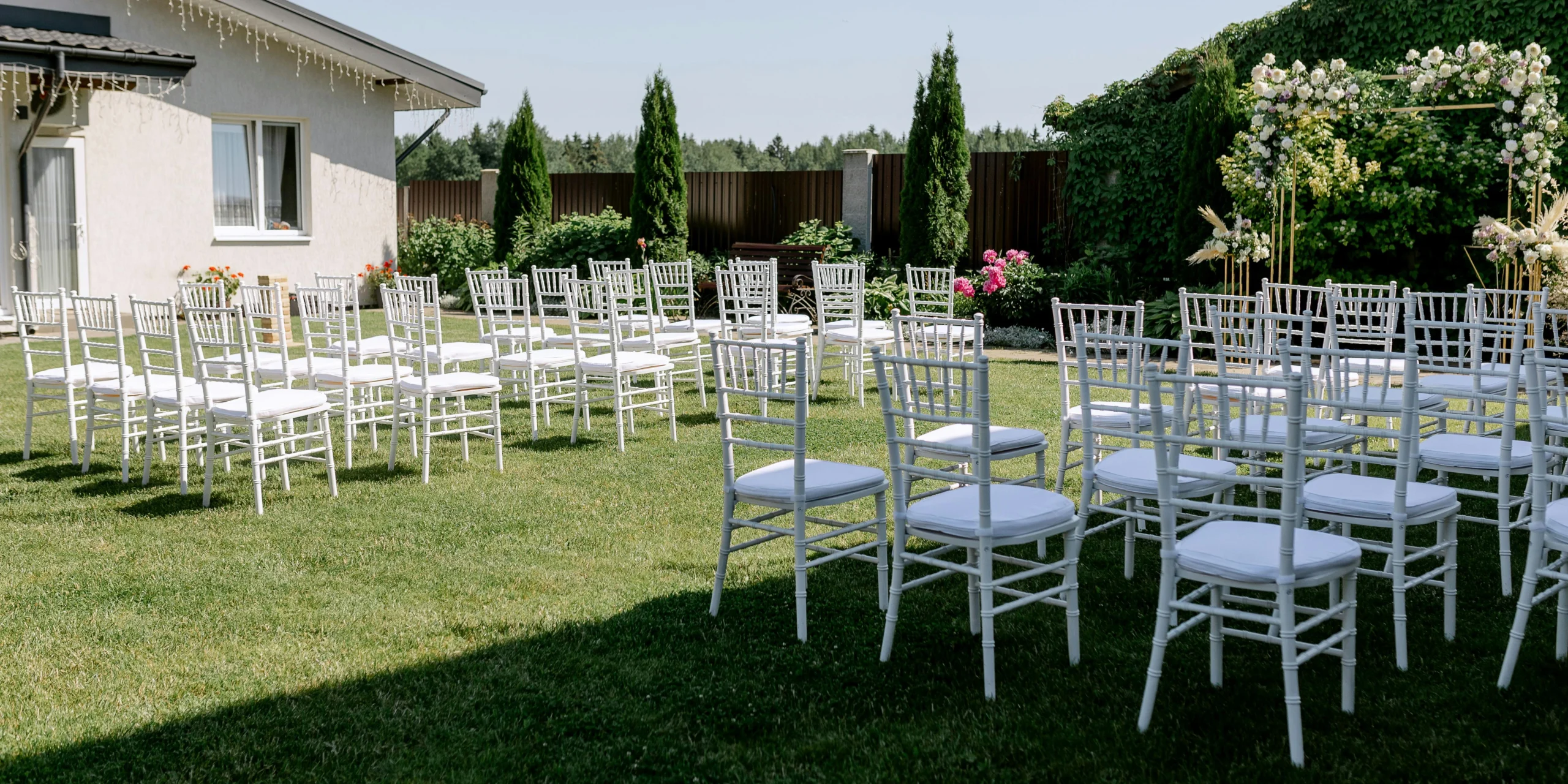 14 Backyard Wedding Ideas