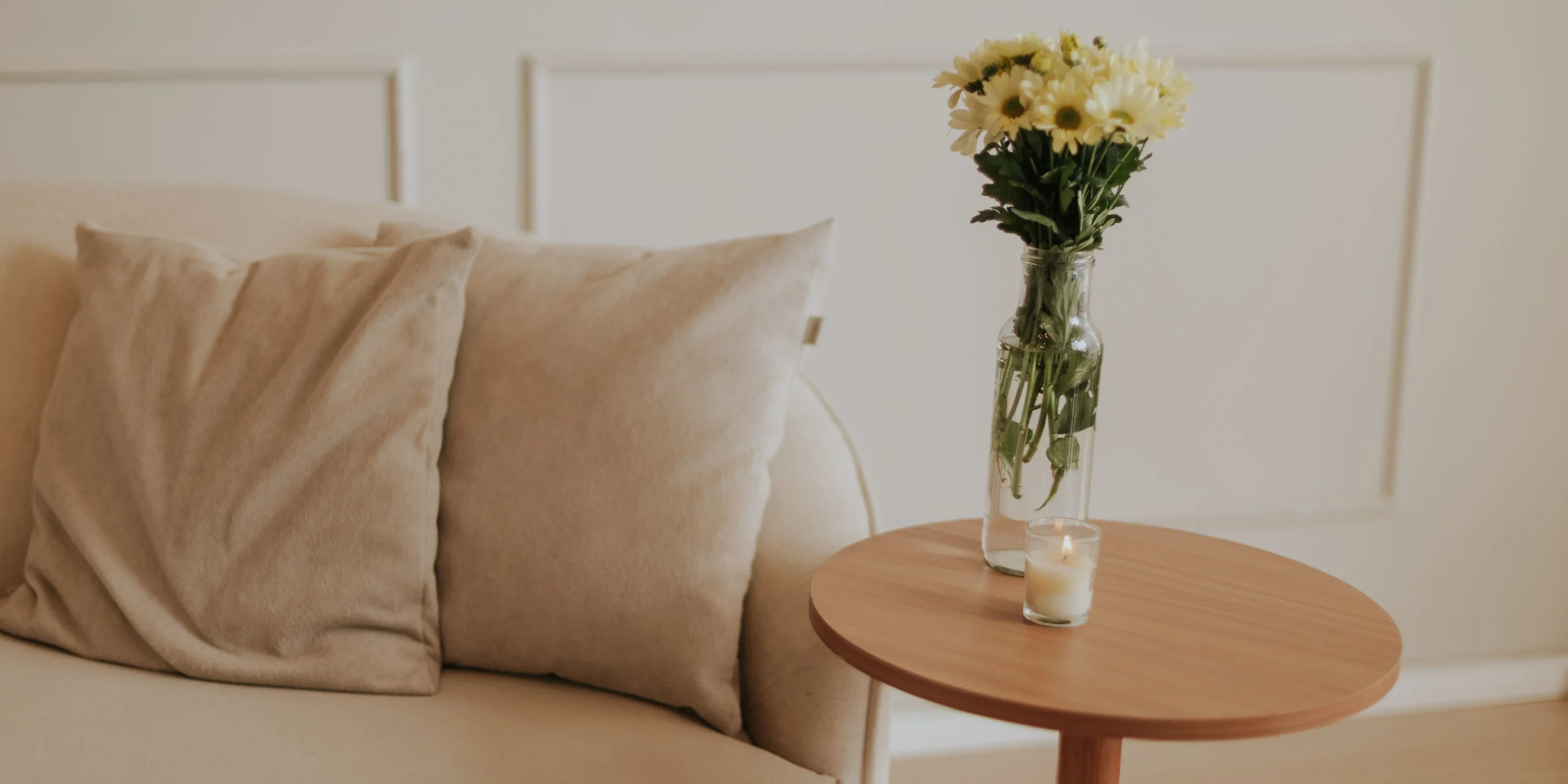 Side Table vs End Table - How to Choose One